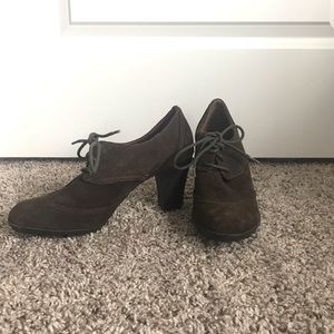 Brown Leather Heals